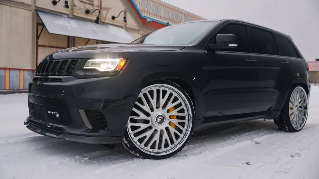 Jeep Trackhawk on Forgiato Provette wheels