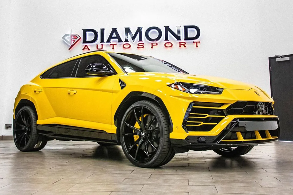 Lamborghini Urus on Forgiato F2.01 wheels