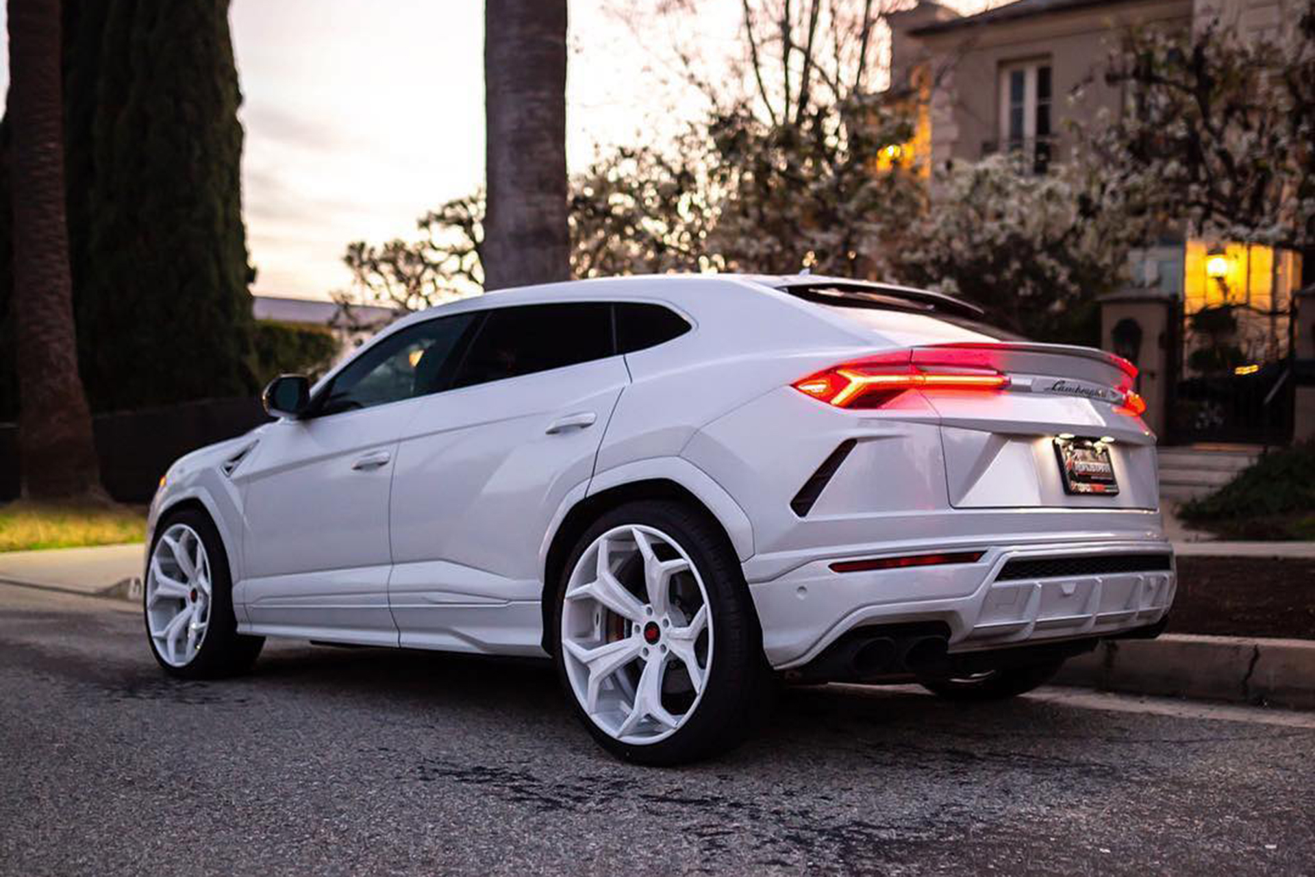 Urus on F2.09