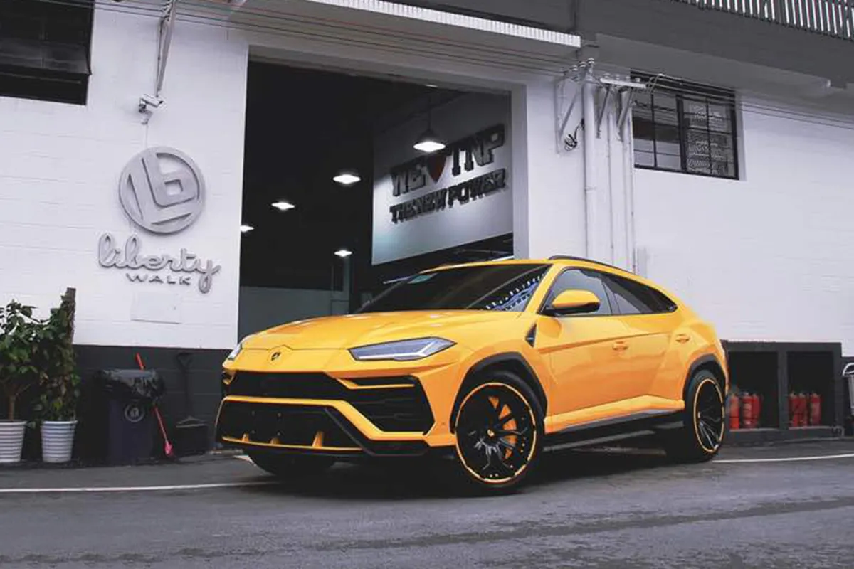 Lamborghini Urus on Forgiato F2.16 wheels