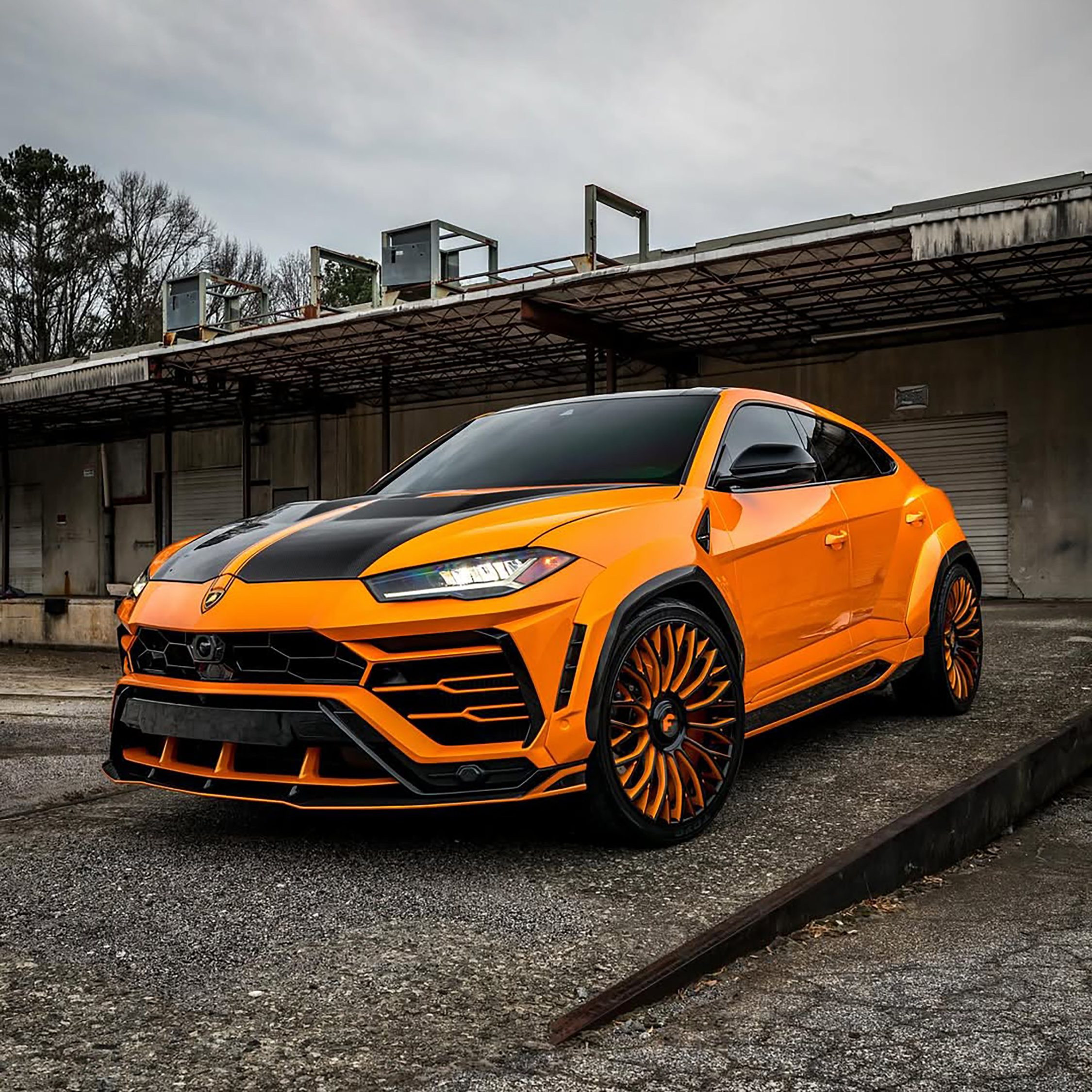 Urus on NB6-ECL