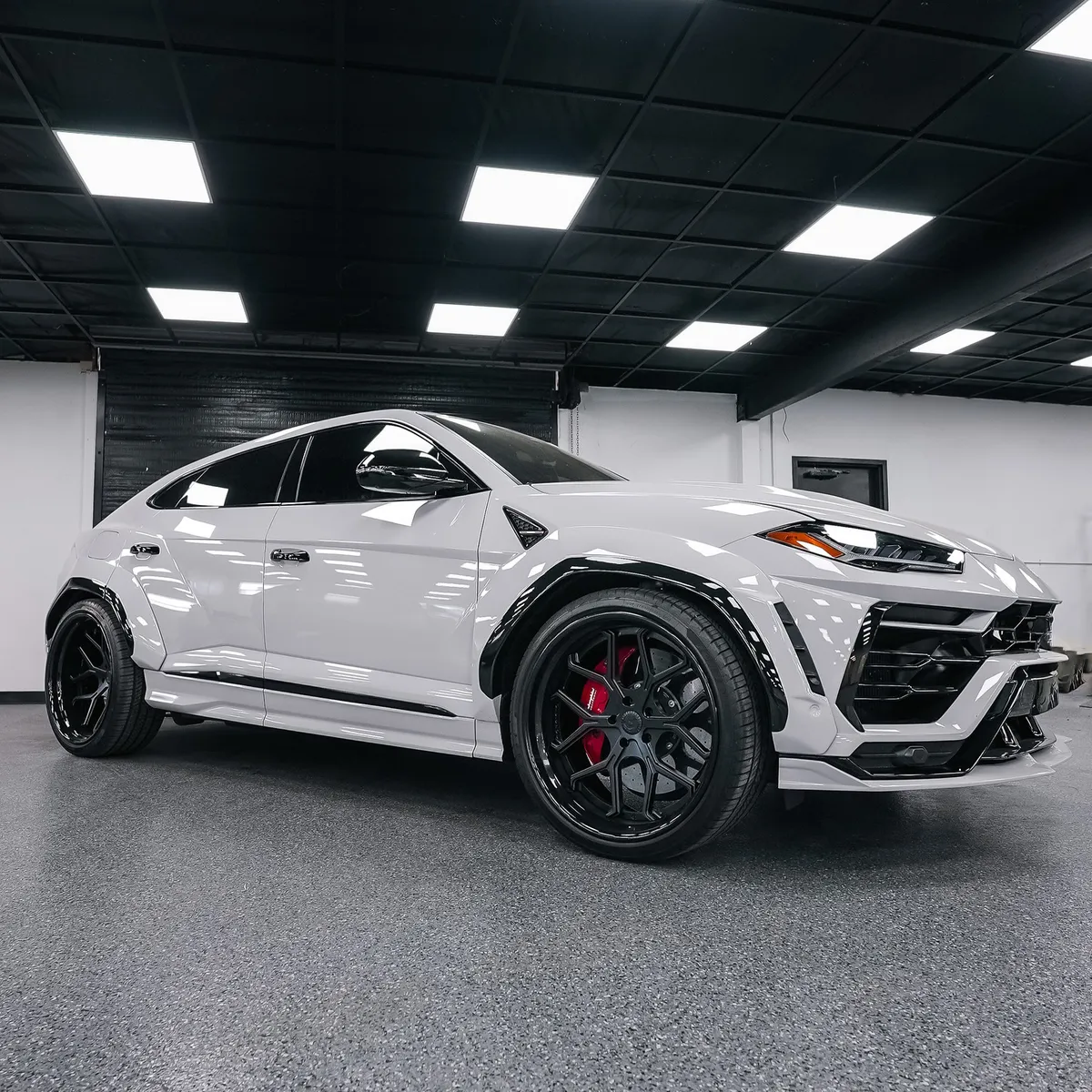 Lamborghini Urus on Forgiato Quadri wheels