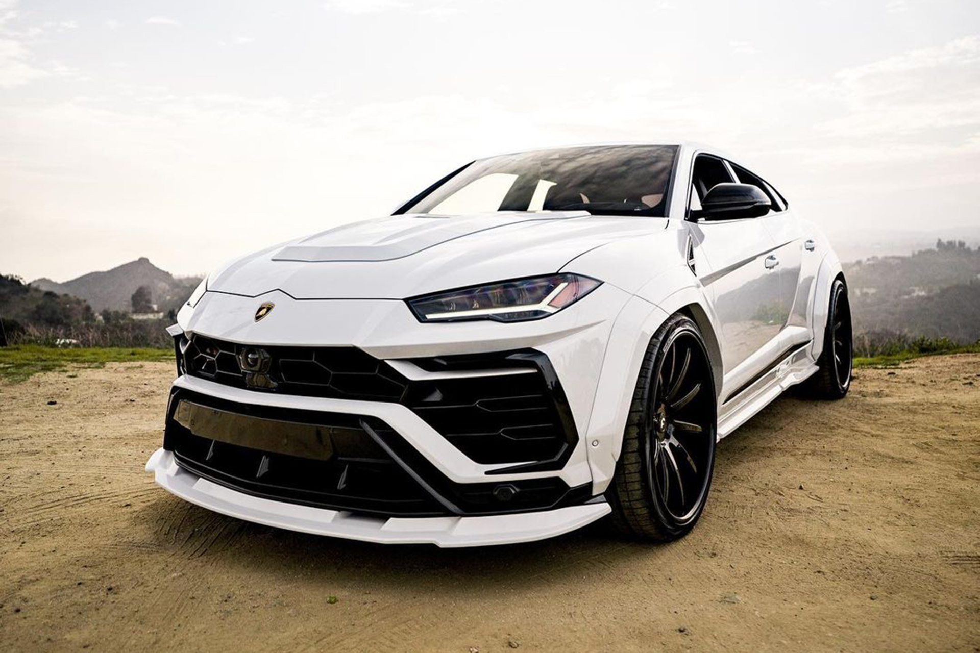 Urus on S206