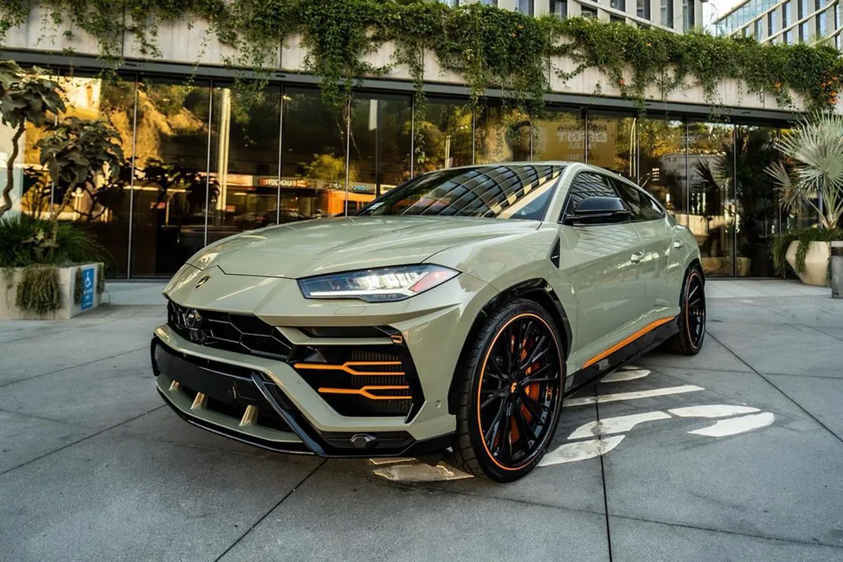 Lamborghini Urus on Forgiato Tec 2.7 wheels