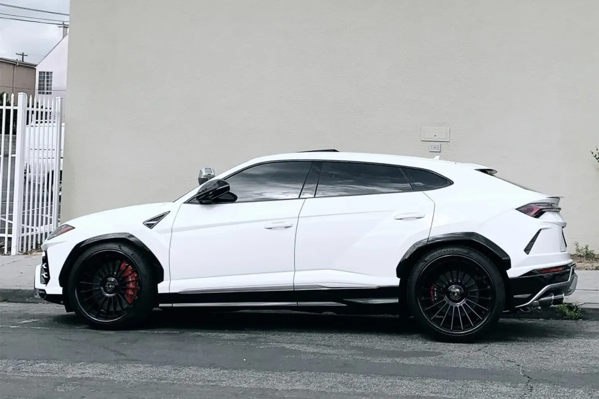 Lamborghini Urus on Forgiato Tec 3.1 wheels