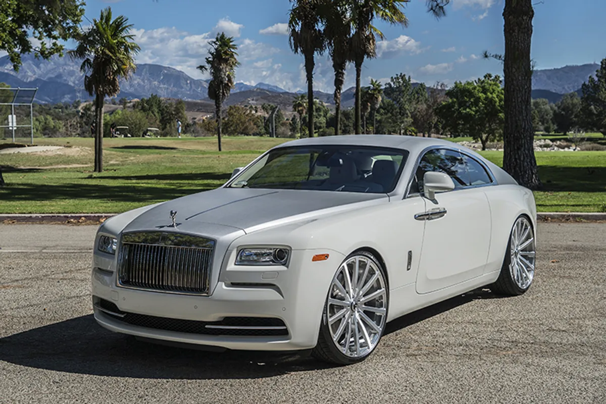 Rolls-Royce Wraith on Forgiato F2.15-M wheels