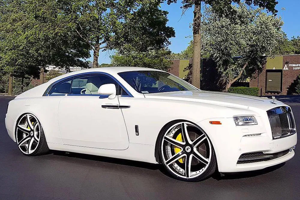 Rolls-Royce Wraith on Forgiato F2.20 wheels