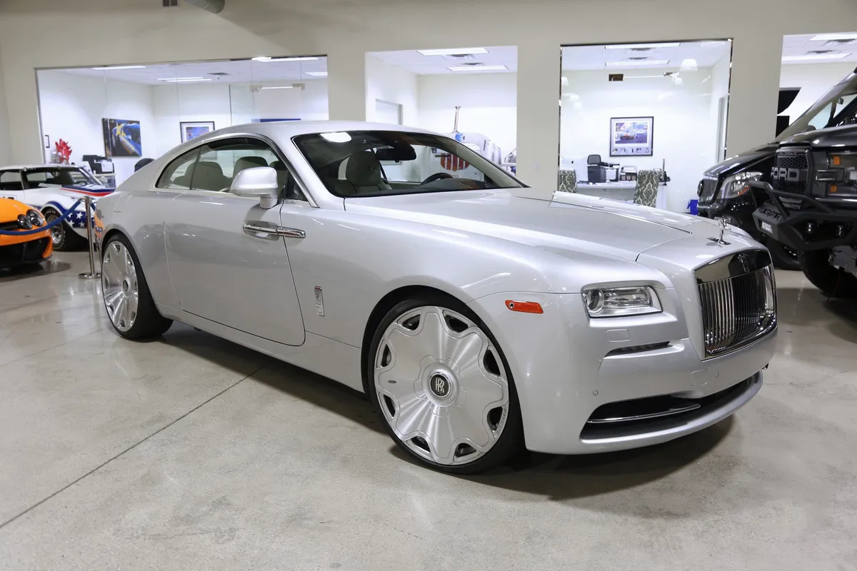 Rolls-Royce Wraith on Forgiato Fiore-M wheels