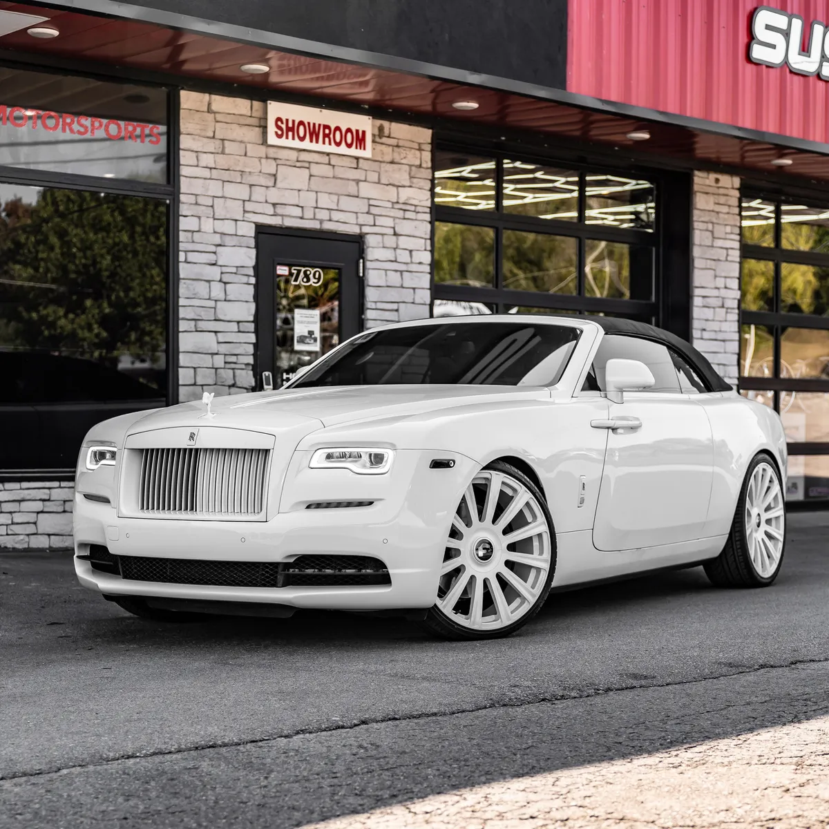 Rolls-Royce Wraith on Forgiato Lavorato wheels