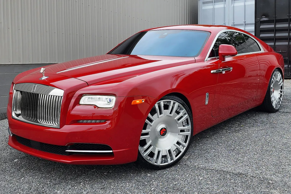 Rolls-Royce Wraith on Forgiato Licenziato-ECL wheels