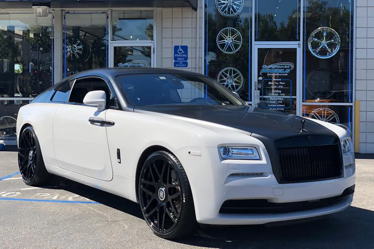 Rolls-Royce Wraith on Forgiato Pinzette-M wheels