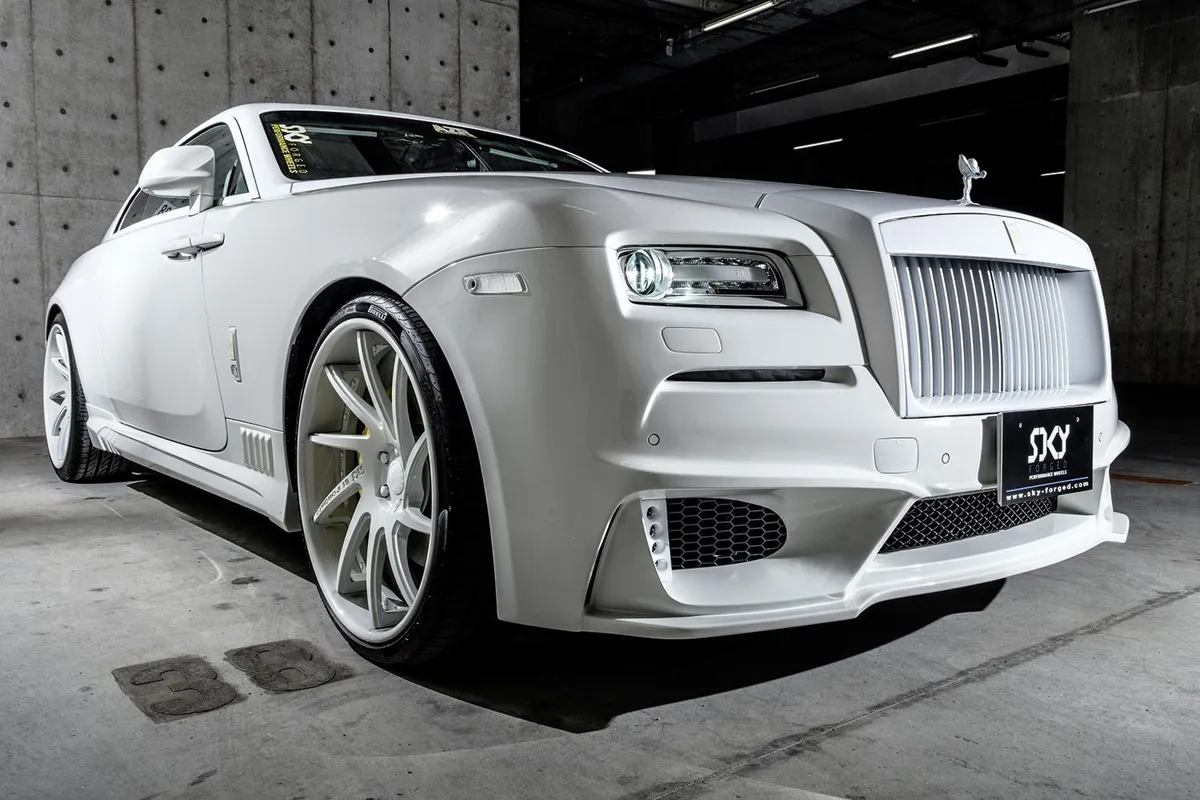 Rolls-Royce Wraith on Forgiato S217 wheels