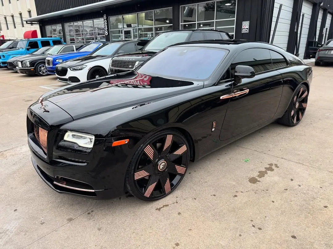Rolls-Royce Wraith on Forgiato Spettro-M wheels