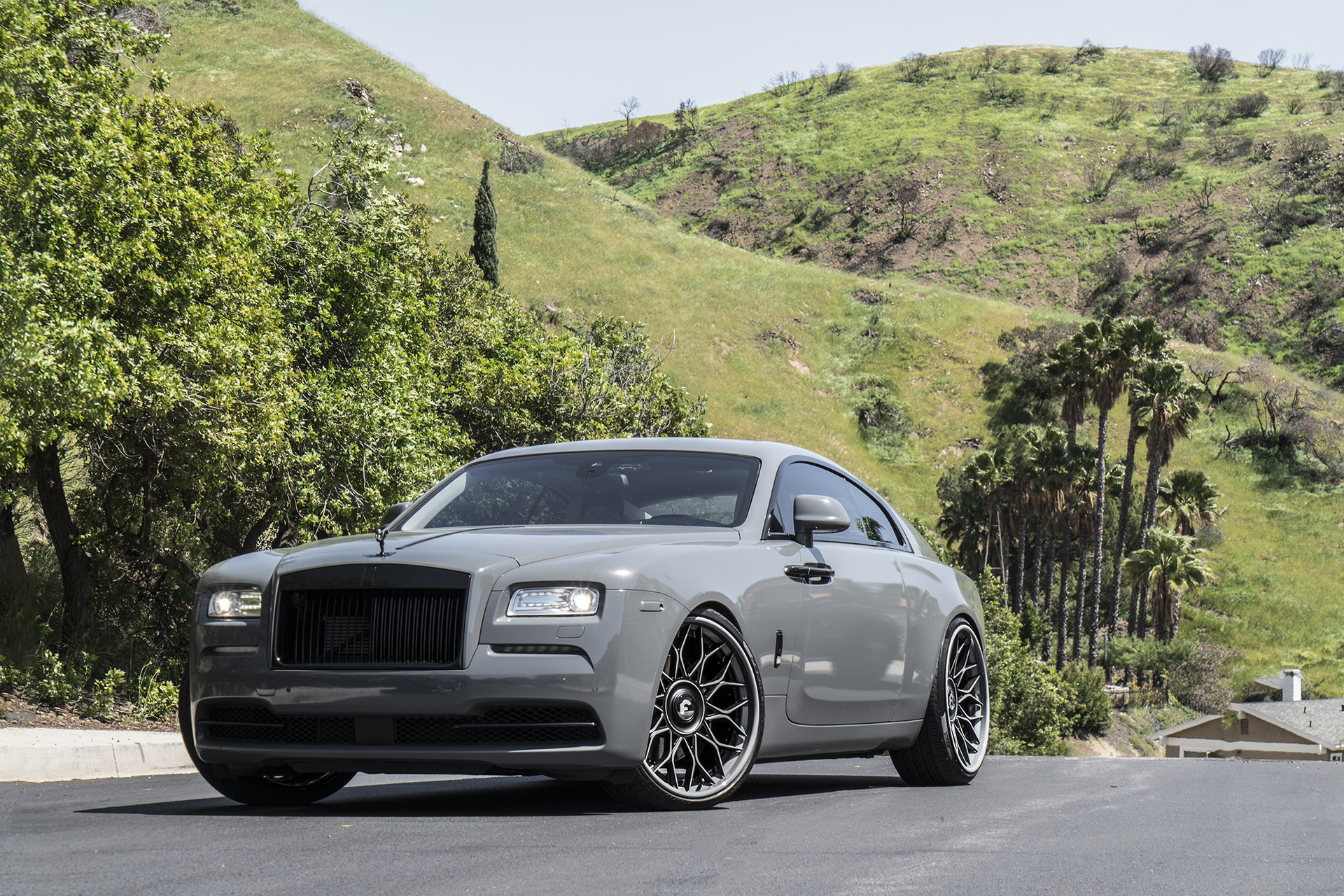 Rolls-Royce Wraith on Forgiato Tec 3.3 wheels