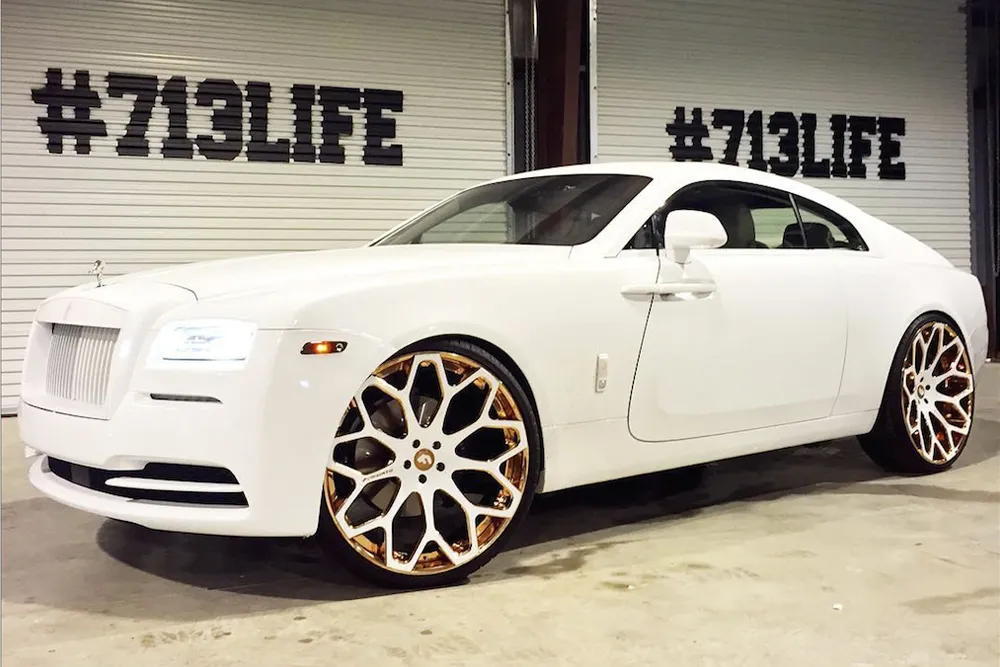Rolls-Royce Wraith on Forgiato Tessi-ECL wheels