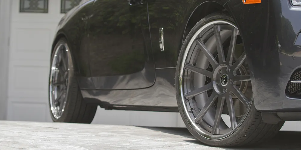 Rolls-Royce Wraith on Forgiato Undice-ECL wheels