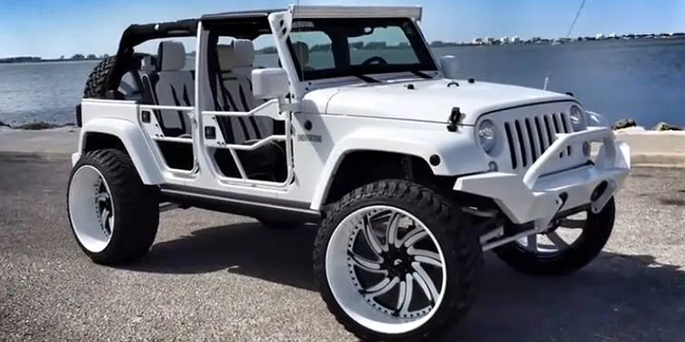 Jeep Wrangler on Forgiato Azioni wheels