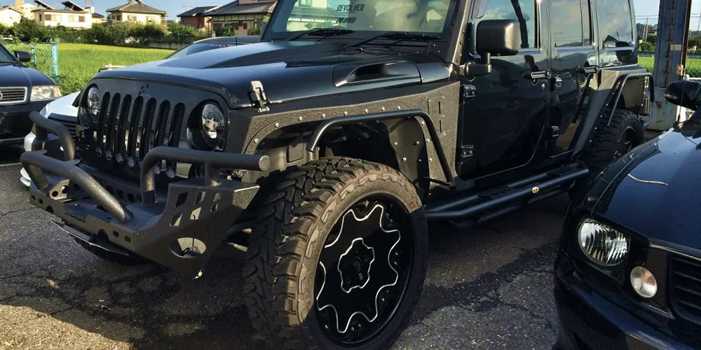 Jeep Wrangler on Forgiato Emilano L wheels