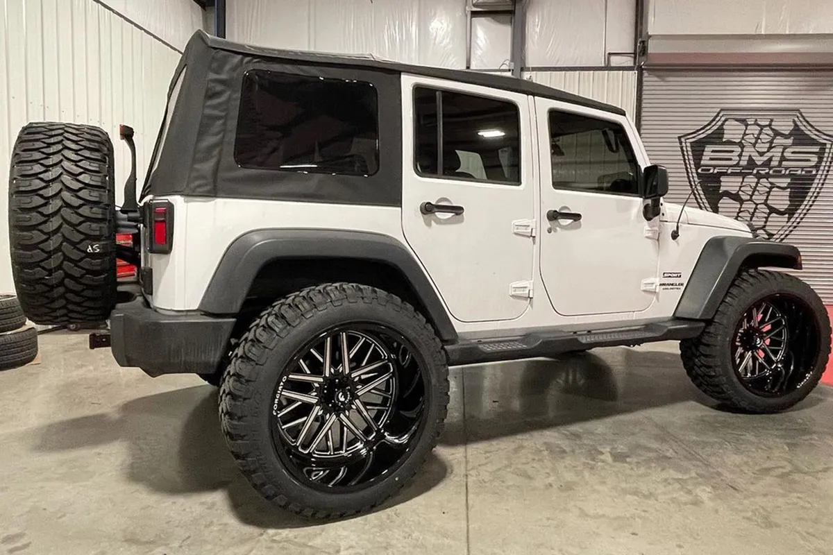 Jeep Wrangler on Forgiato Flow Terra 001 wheels