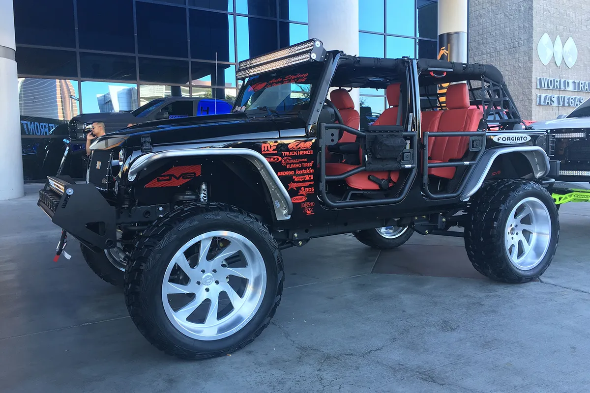 Jeep Wrangler on Forgiato Ivetos-M wheels