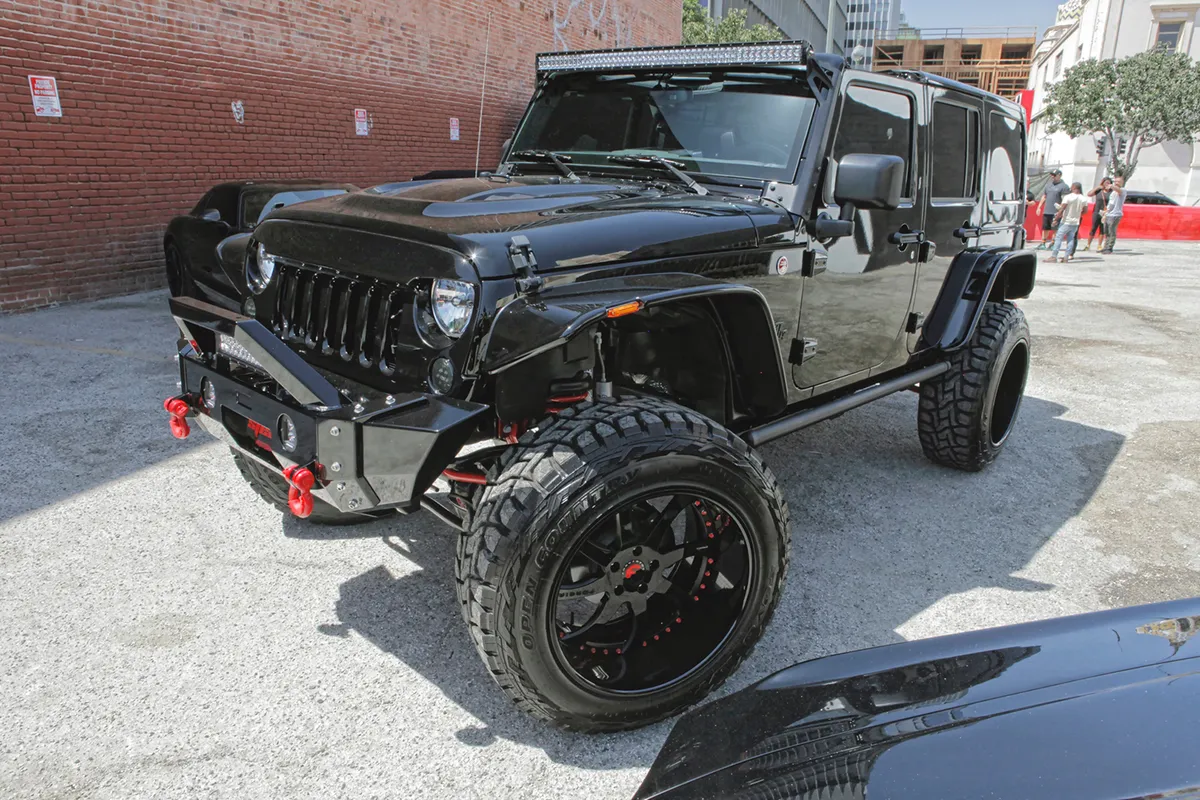Jeep Wrangler on Forgiato Quattresimo-M wheels