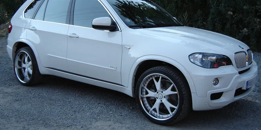 BMW X5 on Forgiato Series-Forcella wheels