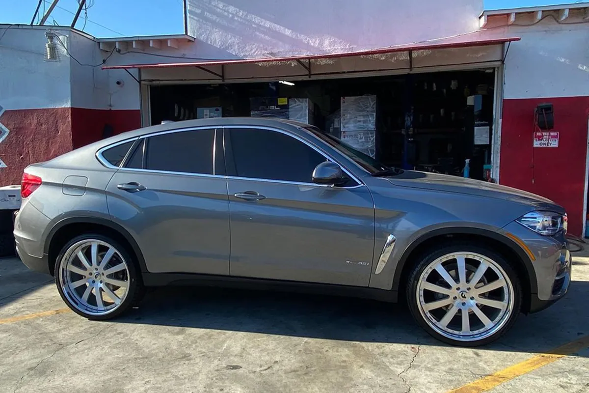 BMW X6 on Forgiato Series-Concavo wheels