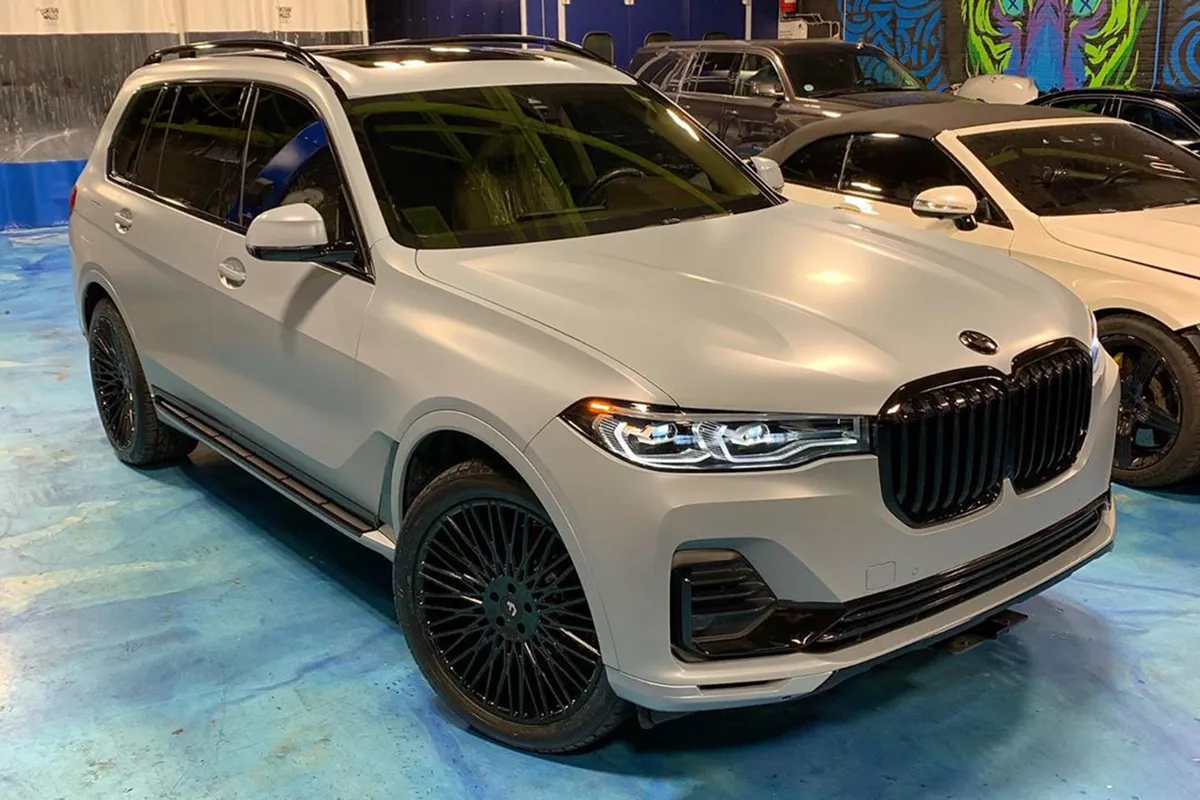 BMW X7 on Forgiato Tec S3 wheels