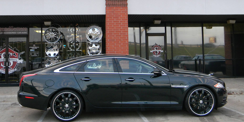 XJ on Concavo