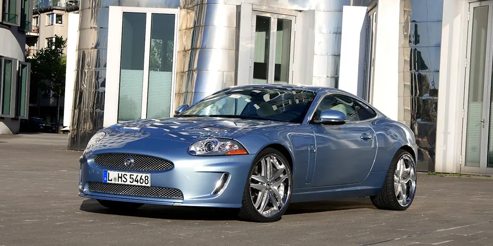 Jaguar XK on Forgiato Pianura-ECL wheels